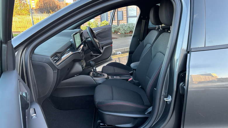 Ford Focus 1.0 EcoBoost Hybrid mHEV 155 ST-Line 5dr Auto Petrol Hatchback